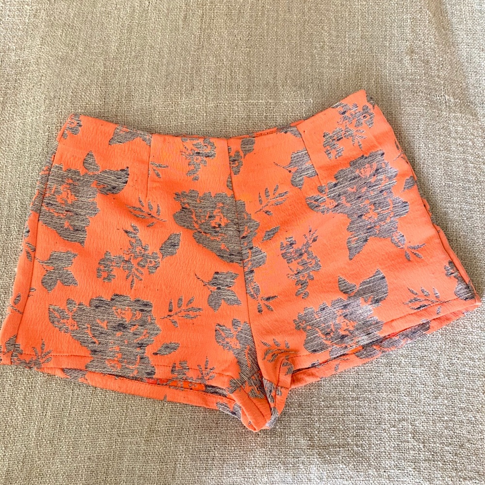 BB Dakota Floral Shorts